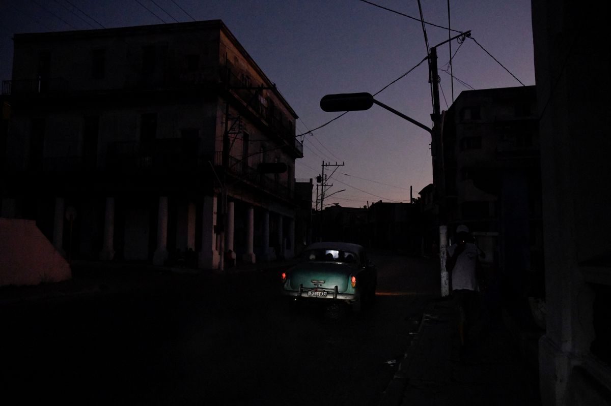 Cuba's electrical grid collapses, millions without power