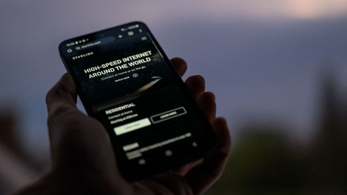 Musk hegyek közt is adni fog térerőt, és hogy biztos legyen, erre rá is tett 17 milliárd dollárt 