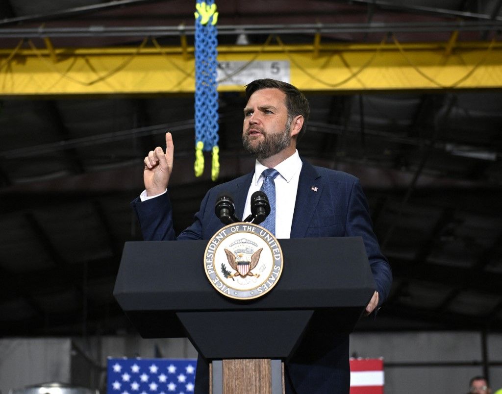 J. D. Vance alelnök
Amerikai Egyesült Államok USA
Volodimir Zelenszkij
orosz-ukrán háború