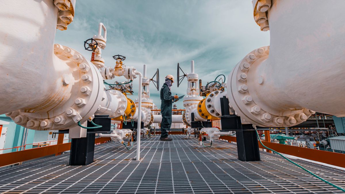 Óriási mennyiségű energiahordozó áramlik a világ legnagyobb vezetékrendszerein 