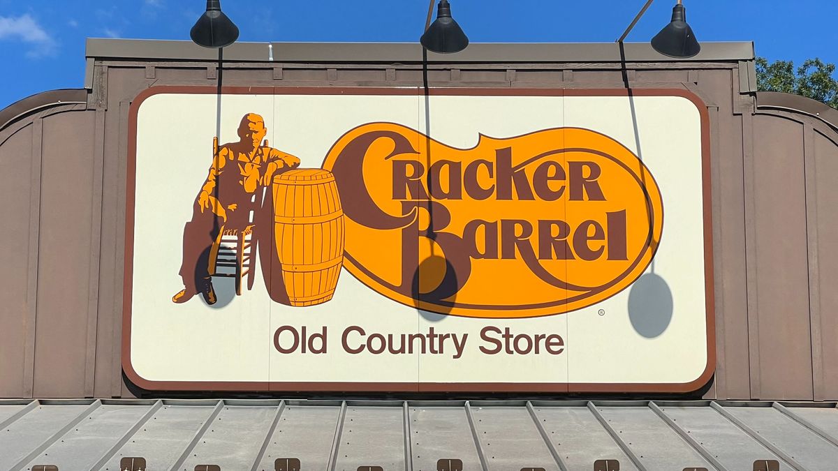 Rebrand of US culture 'fixture' Cracker Barrel sparks backlash donald trump