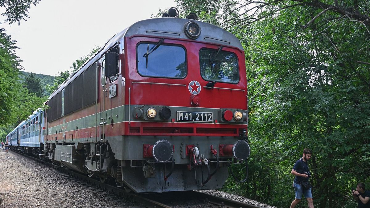 Nem sok hiányzott ahhoz, hogy összeütközzön két vonat: egy magáncég mozdonya volt a ludas 