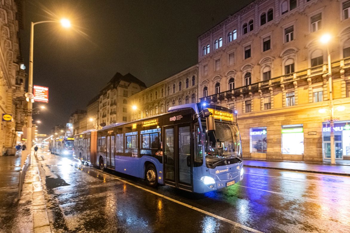 éjszakai busz, busz, bkk