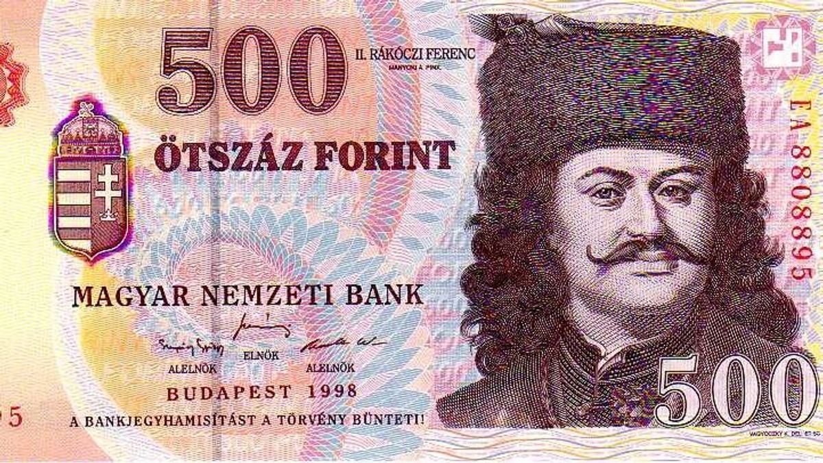 Érdemes átnézni az otthoni fiókokat: értékét vesztő bankjegy lehet bennük 