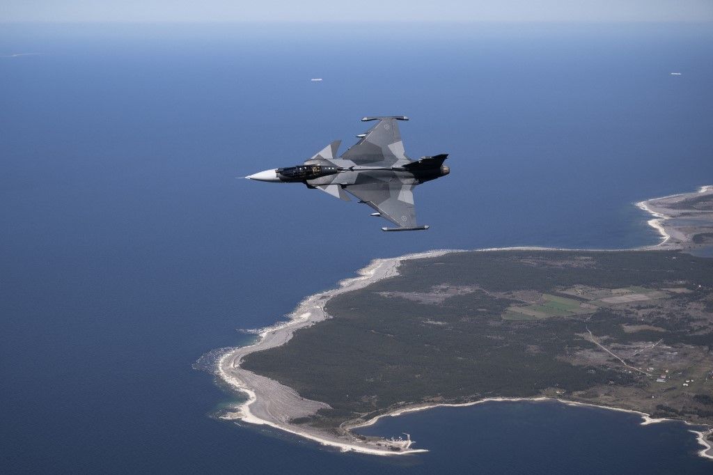 SWEDEN JAS 39 GRIPEN EHivatalos: szenzációs üzletet kötött Svédország, a világ legjobb Gripen-vadászgépeit adták el – Magyarország nélkül ez nem sikerült volna