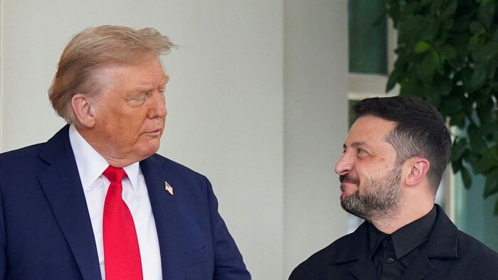 U.S. President Trump meets with Ukrainian President Zelenskiy and European leaders, in Washington, D.C. biztonsági garanciák