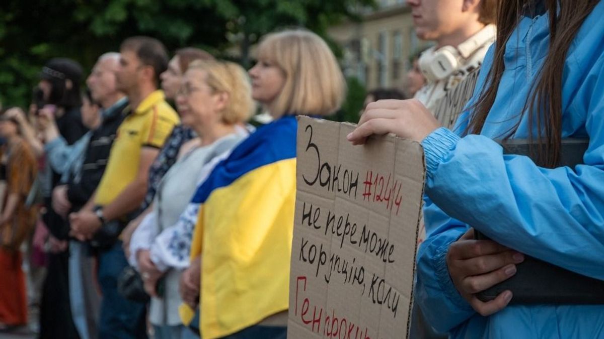 Újabb korrupciós botrány Ukrajnában: felfüggesztették az energiavámokért felelős hatóság vezetőjét