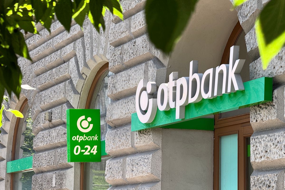 OTP bankfiók. Fotó: Kallus György  / Világgazdaság 