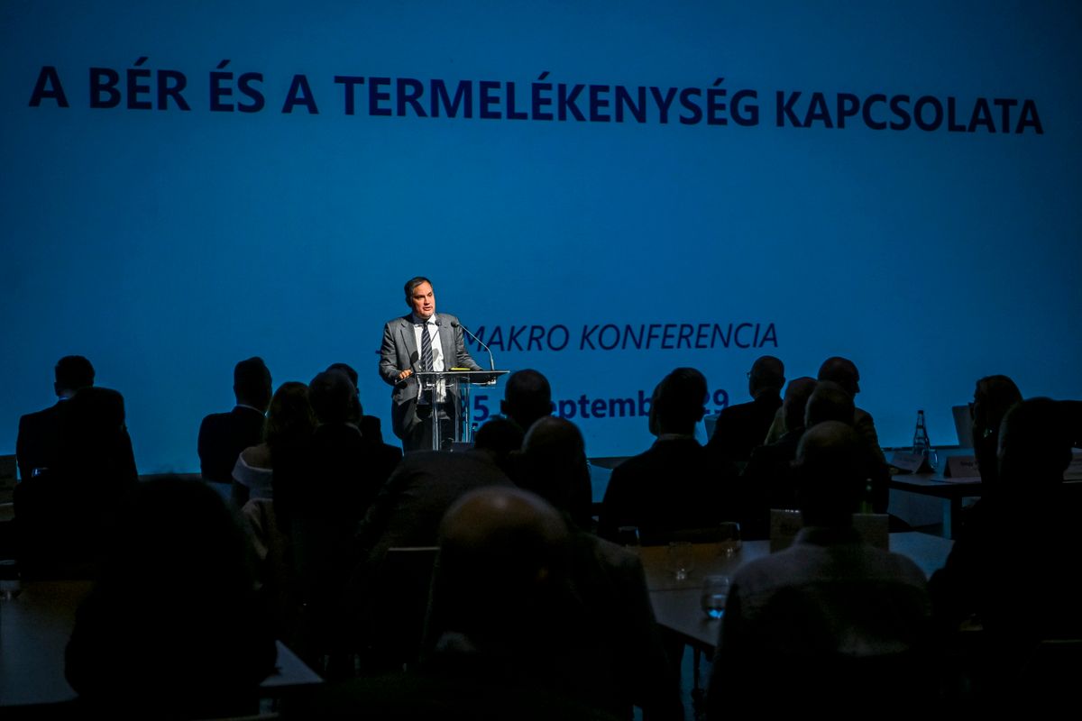 Nagy Márton szerint aligha van esély akkora minimálbér-emelésre, mint amelyre megállapodást kötött a kormány