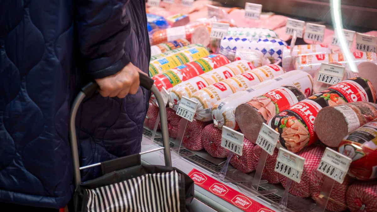 Piszkos trükkel szedhették el a magyarok a pénzét a boltok, a GVH gyanút fogott: a patikákkal is baj lehet, a Temu se ússza meg