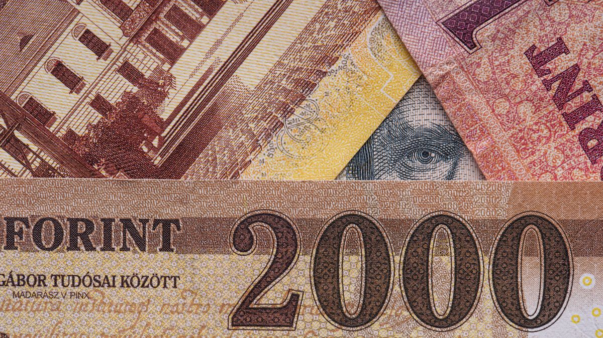 Kilőtt az OTP, tovább erősödik a forint az amerikai hírekre 