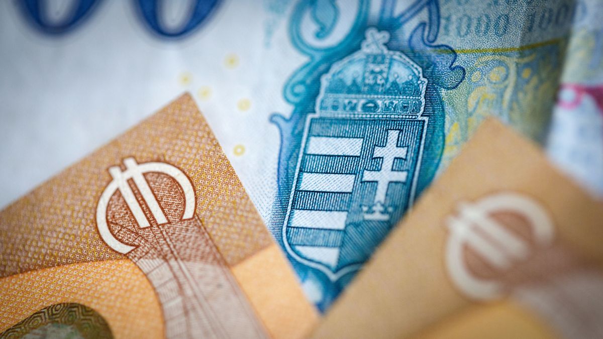 Forint: tovább száguld a magyar pénz, nehéz elhinni mennyibe kerül az euró és a dollár 