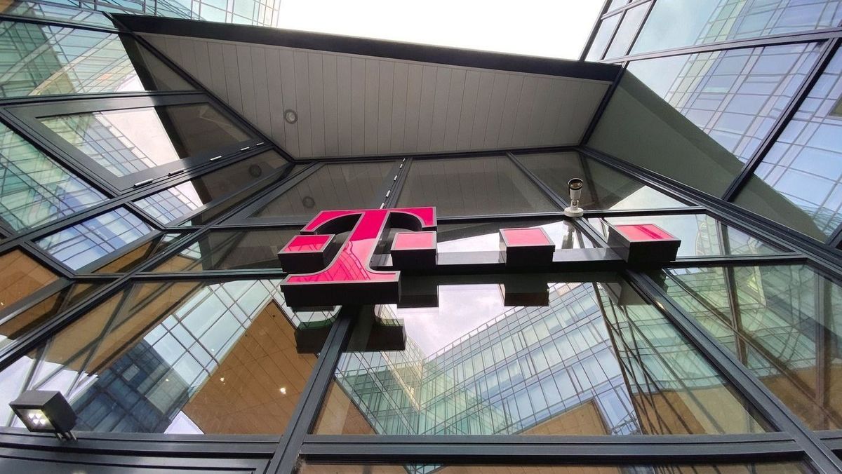 magyar telekom, árvíz