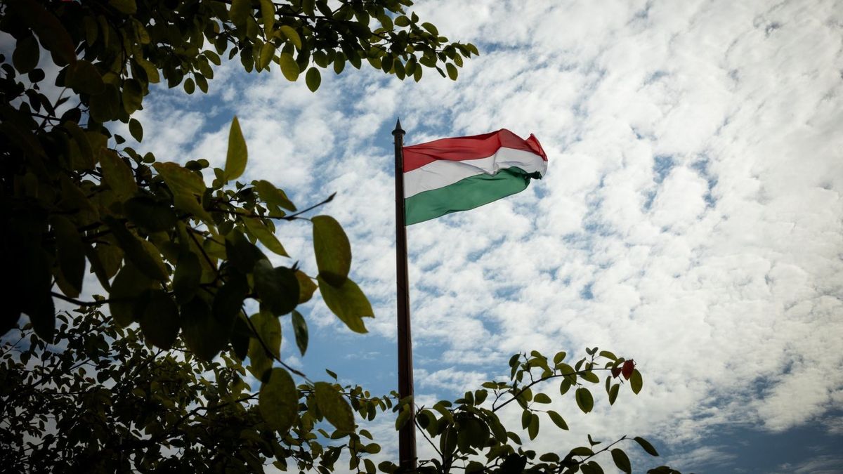 Nincs sok idő hátra: péntek este döntenek Magyarországról, kritikus órák következnek – erre kell készülni