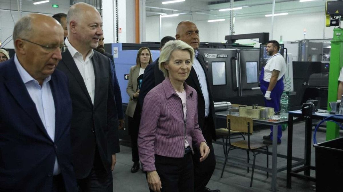 Rangos szakmai lap cáfolja az alaptalan vádakat, nem az oroszok iktatták ki Ursula von der Leyen gépének GPS-ét –  az Európai Bizottságot ez hidegen hagyja