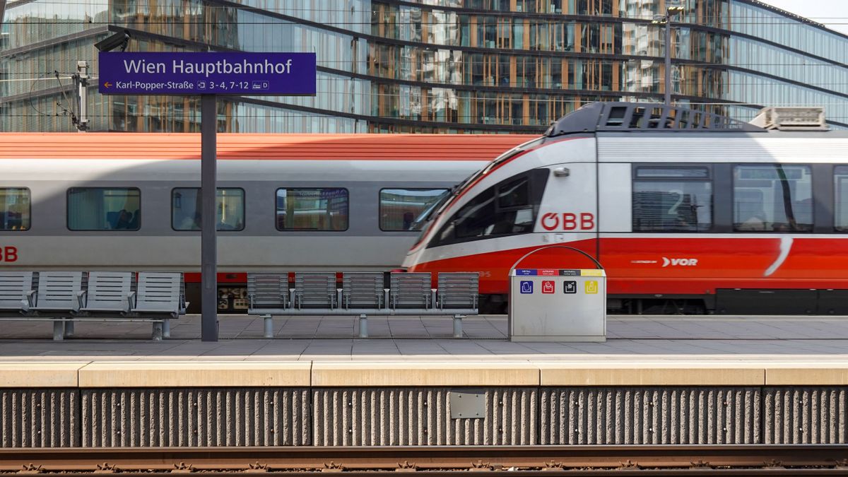Most végre utolérheti a MÁV az osztrák vasutat: Ausztriának már nincs rá pénze, történelmi megszorítás jön – így építik le az ÖBB-t