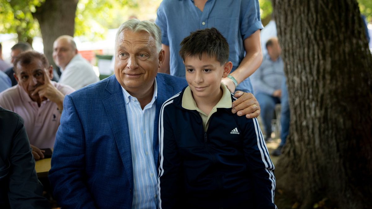 Orbán Viktor Kötcsén: Magyarország levált az európai gazdasági modellről 