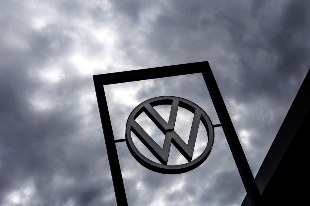 IAA - Volkswagen AG exhibition stand Döntött a bíróság: csődeljárás indult a Volkswagen ellen – hatalmas összeget követelnek az oroszok