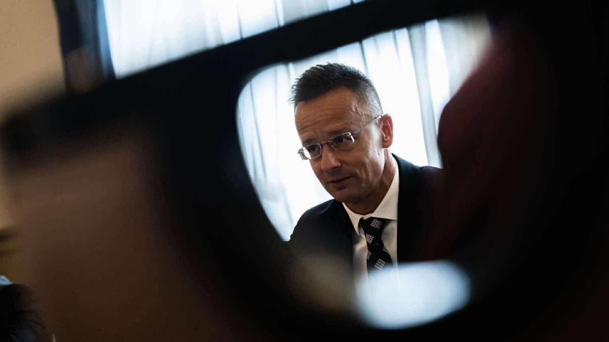 Lengyel-orosz fegyveres konfliktus: megérkezett a magyar kormány első reakciója az éjjeli katonai akcióra - Szijjártó Péter Minszkből üzent