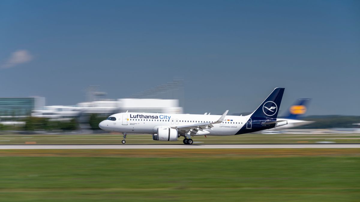 Hazai pályán gáncsolják a Lufthansát: túl magasak az adók, száz járat szűnhet meg hamarosan - drasztikus lépésre kényszerül a légitársaság 