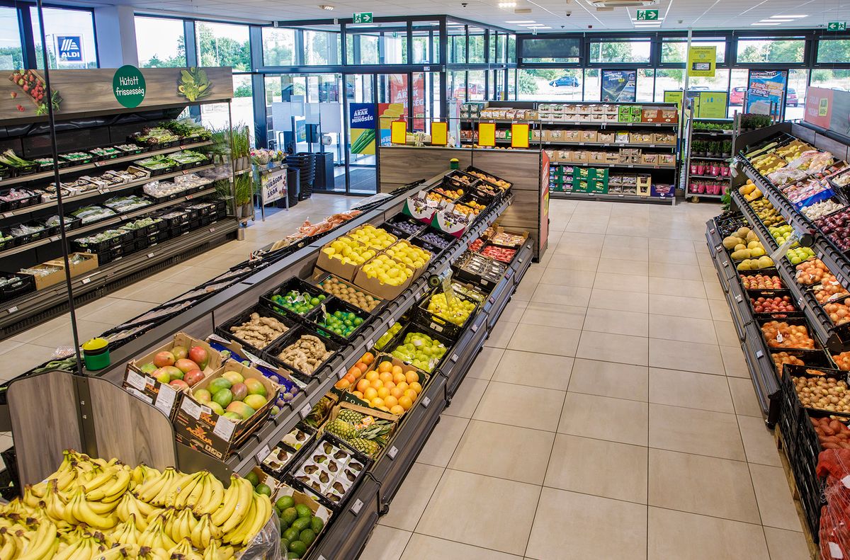 Aldi, bolt