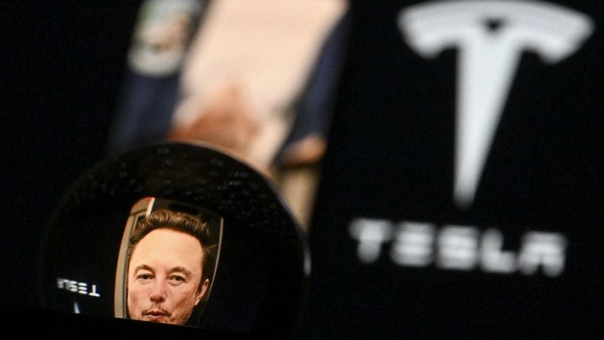Hihetetlen bónuszt kaphat Elon Musk, de ehhez ismét csodát kell tennie
