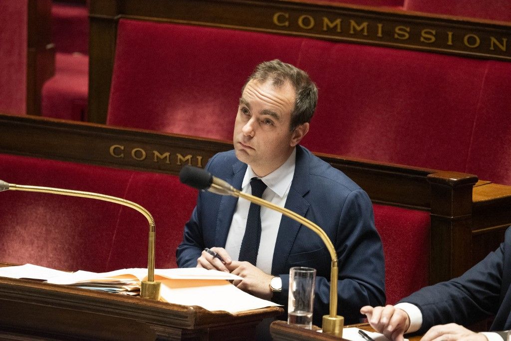 FRANCE-POLITICS-PARLIAMENT-UKRAINE Visszakozott az új francia miniszterelnök, mégse törölnek el két munkaszüneti napot