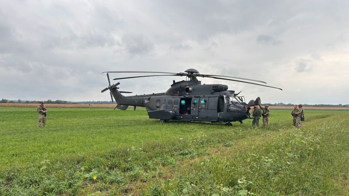 Rendkívüli: kényszerleszállást hajtott végre a magyar hadsereg csúcsmodern H225M helikoptere, katonák biztosítják a helyszínt – fotók 