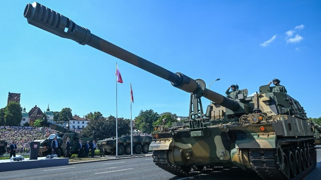 dél-koreai hadiipar, Poland Marks 105th Anniversary Of Battle Of Warsaw With Record-Breaking Armed Forces Parade