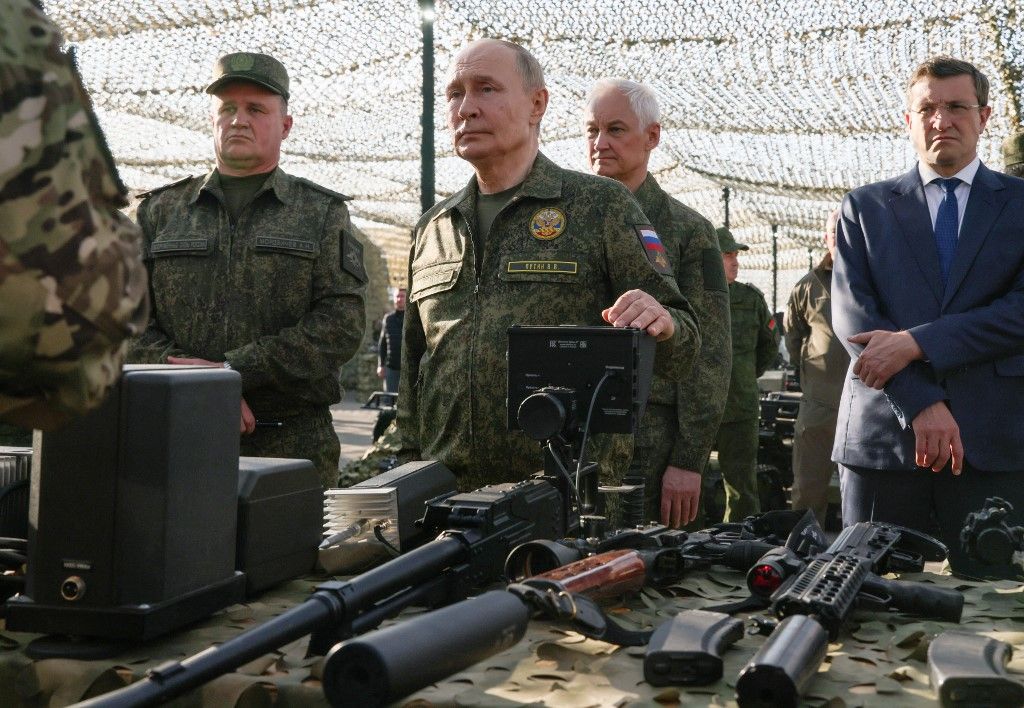 orosz-ukrán háború Zapad 2025