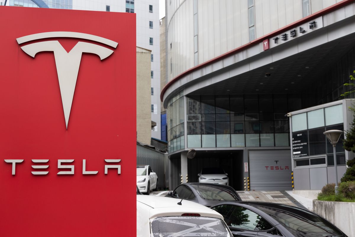 Tesla in Seoul