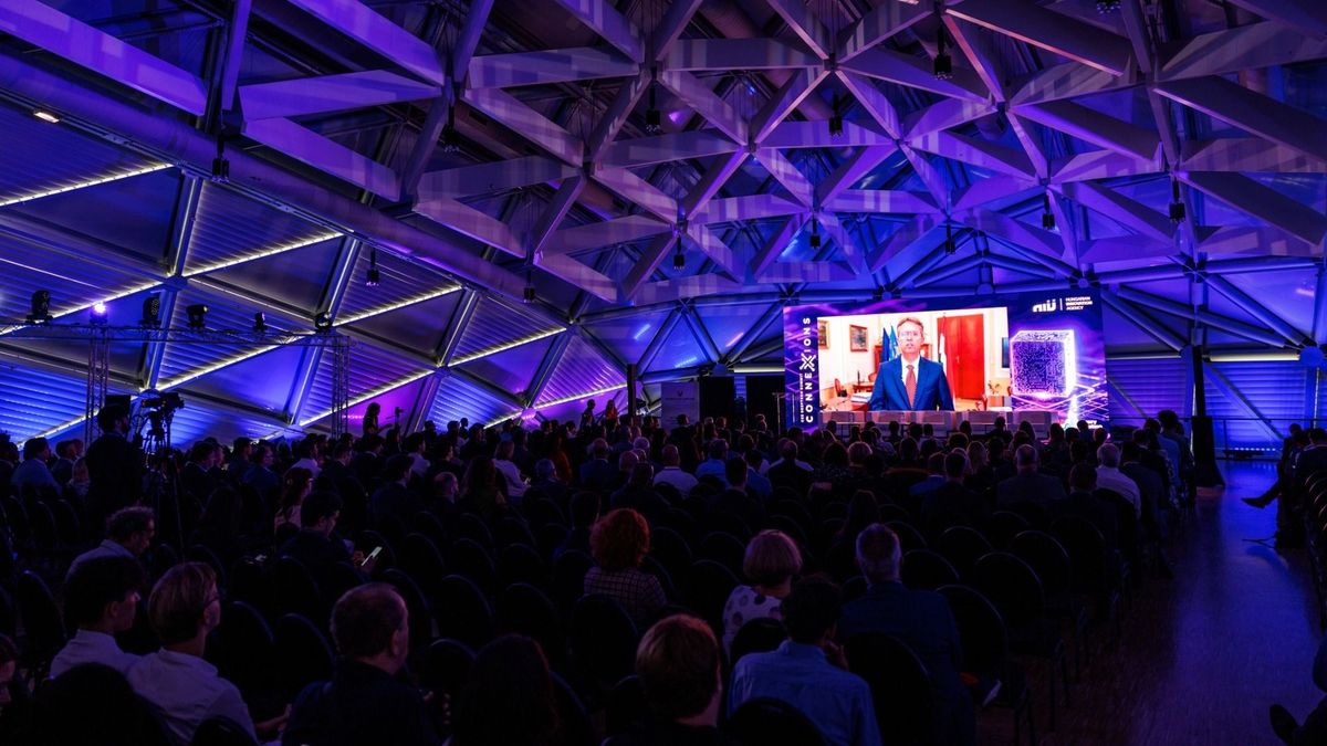 Deep Tech, mesterséges intelligencia és jövőkutatás – így zajlott az idei Hungarian Innovation Week