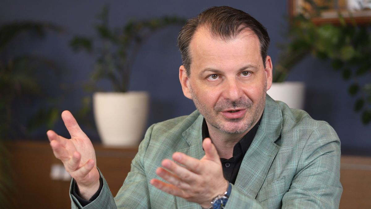 Megszűnik a totális rablás az autópálya-matricák értékesítésében – spártai szigorral vetnek véget a káosznak