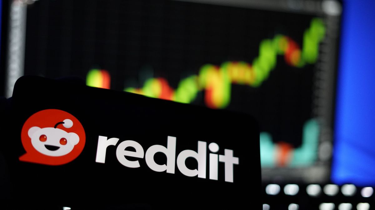 tweetek,New,York,City,,New,York,-,July,12,2025:,Reddit