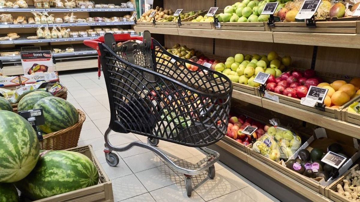 Ez teljesen váratlan: újfajta kasszák jelentek meg a Magyarországon is népszerű boltláncnál, azonnal kiborultak a vásárlók – erre jobb itthon is felkészülni