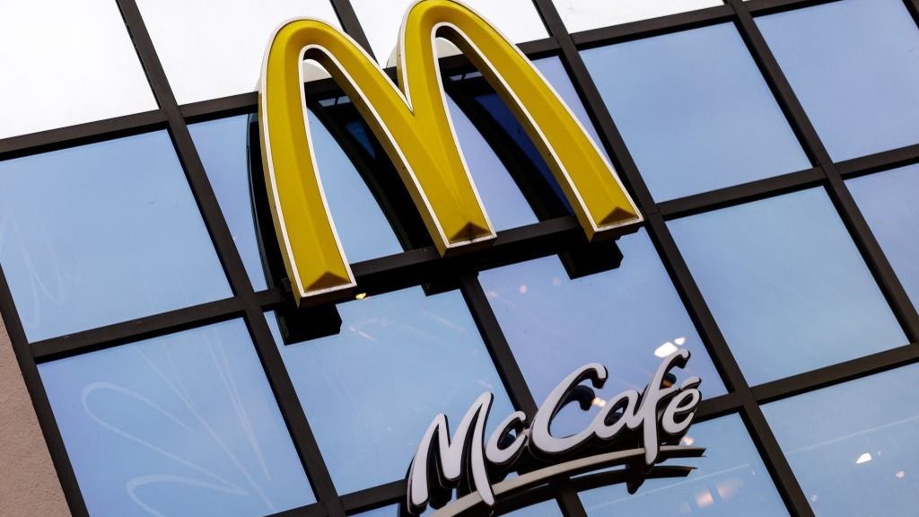 McDonalds fast food restaurant
