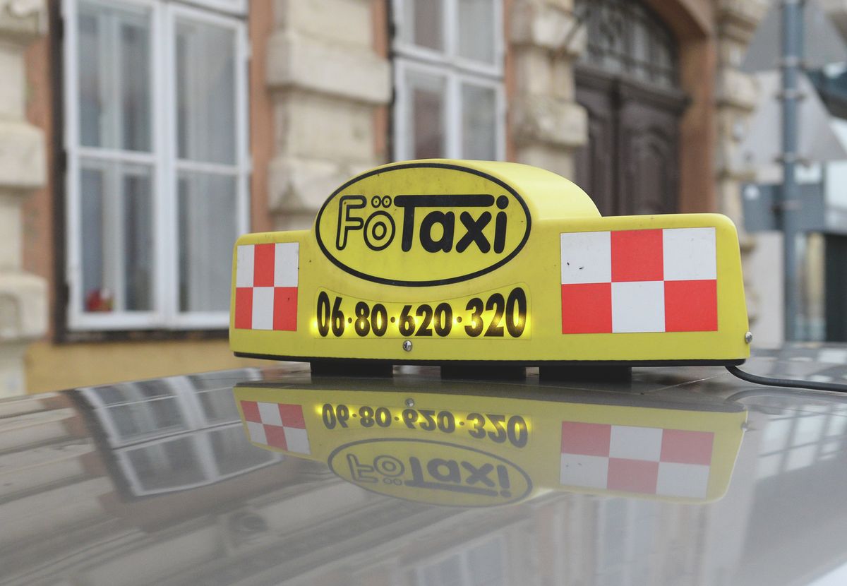 főtaxi 