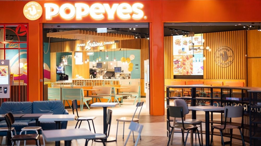 Popeyes gyorsétteremlánc, Idén ősszel Magyarországra érkezik a Popeyes ikonikus csirkéje