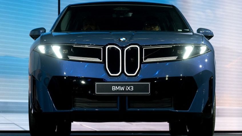 BMW iX3