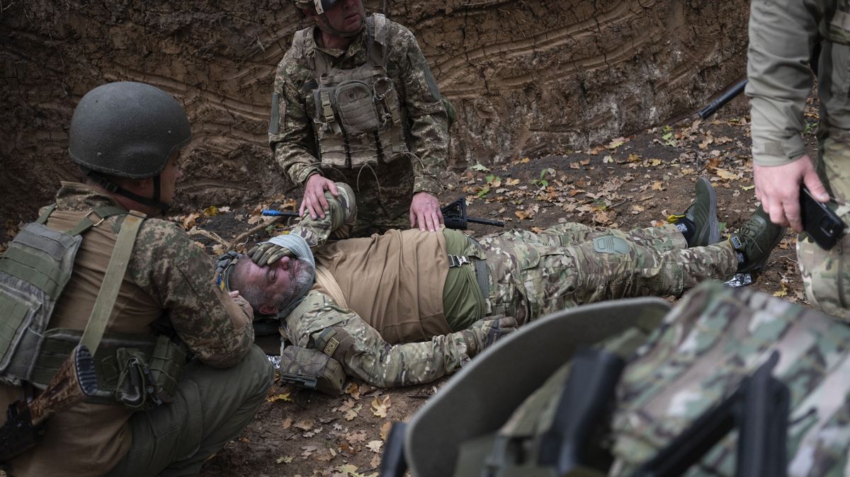 Háborúban kell elveszítenünk a gyermekeinket, erre készíti fel a franciákat a vezérkari főnök – már kimondják ezt is 