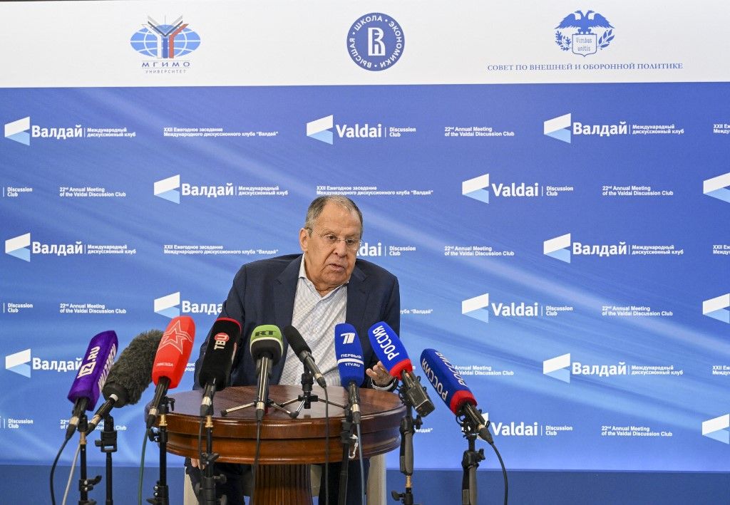 RUSSIA-SOCHI-FM-GLOBAL GOVERNANCE-REFORM Szergej Lavrov: cselszövés készül Magyarország és Szlovákia ellen – katonai gépezetté válhat az EU