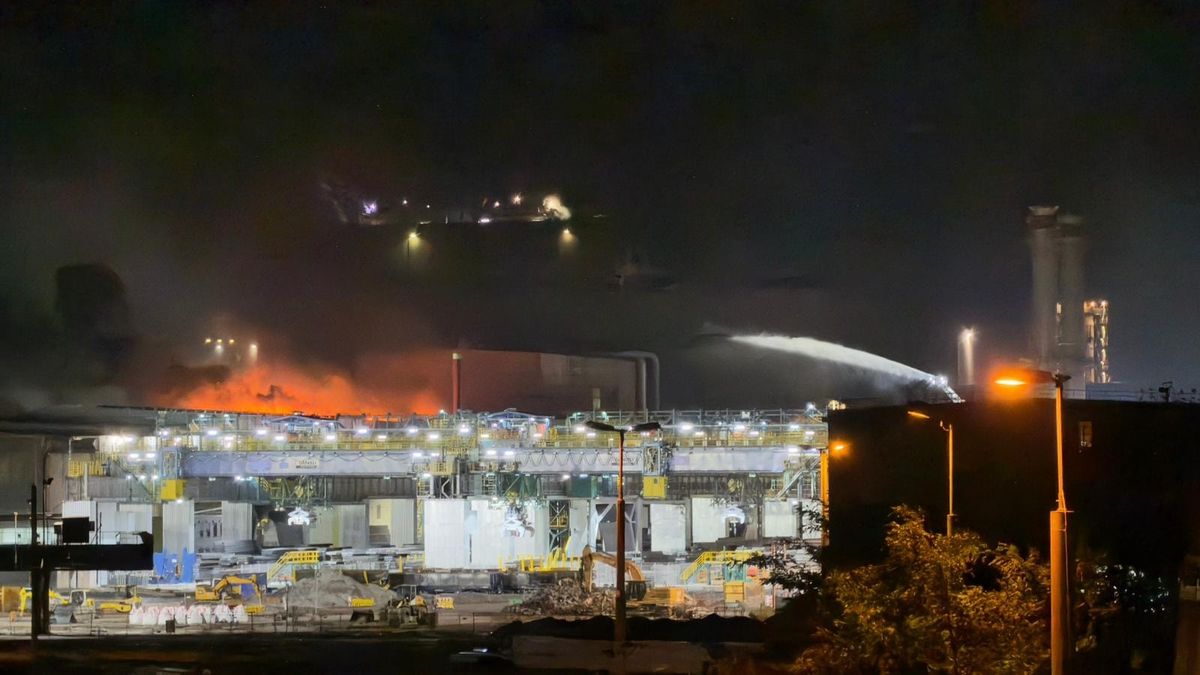 újabb brutális tűz, gyár, thyssenrupp, duisburg