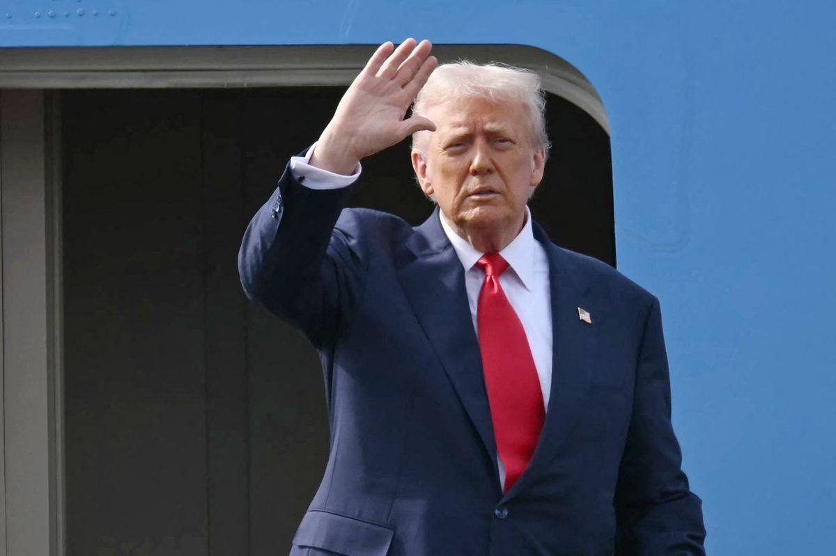 Donald Trump amerikai elnök
Amerikai Egyesült Államok USA
nukleáris fegyver, atomfegyver