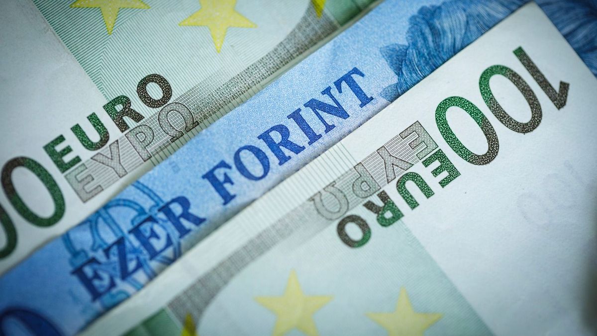 Meglépett az euró és a dollár elől a forint: bizakodva várja a devizapiac a fontos döntést