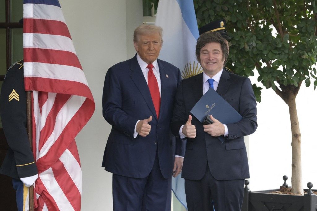 DC: Presidents Trump and Milei hold a White House arriving
