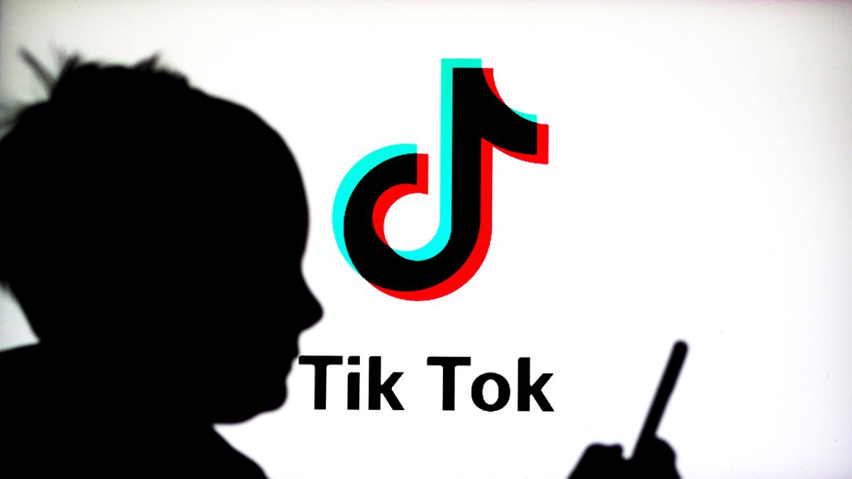 Trump végre térdre kényszerítette a TikTok tulajdonosát, sokéves munka érett be: most már nincs visszaút, a kínai vállalat elengedi a videómegosztó kezét. Vagy mégsem? 