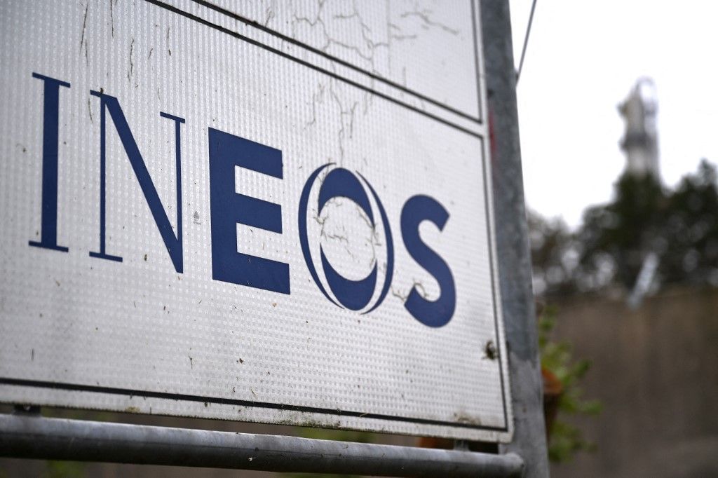 Production plant from Ineos ipari öngyilkosság