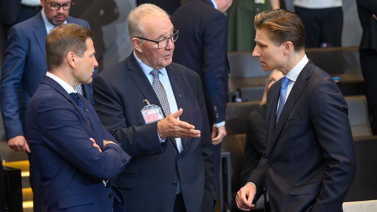 Pakolják a pénzeskoffert Ukrajnának a baltiak 