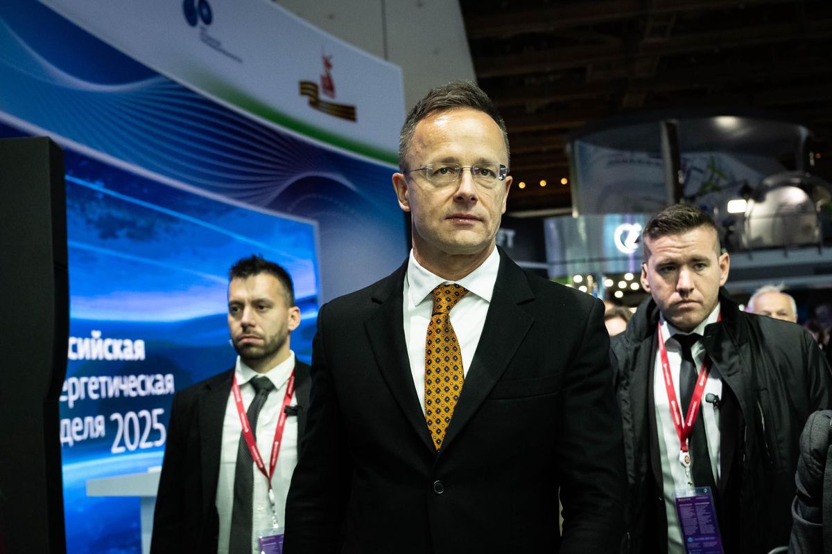Szijjártó Péter: az energiaellátás nem politikai vagy ideológiai kérdés