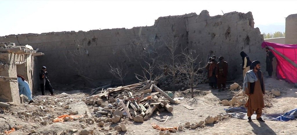 Aftermath of Pakistani attack on Afghanistan, Azonnali tűzszünetet kötött Pakisztán és Afganisztán vasárnap ,